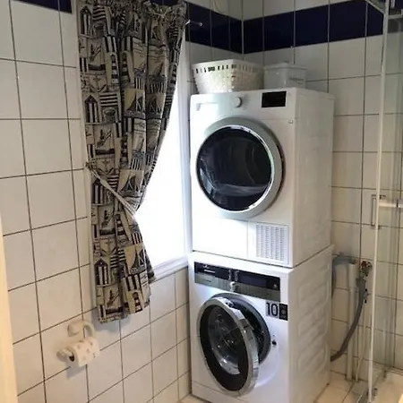 Koselig Maritim Sentralt I ستافرن